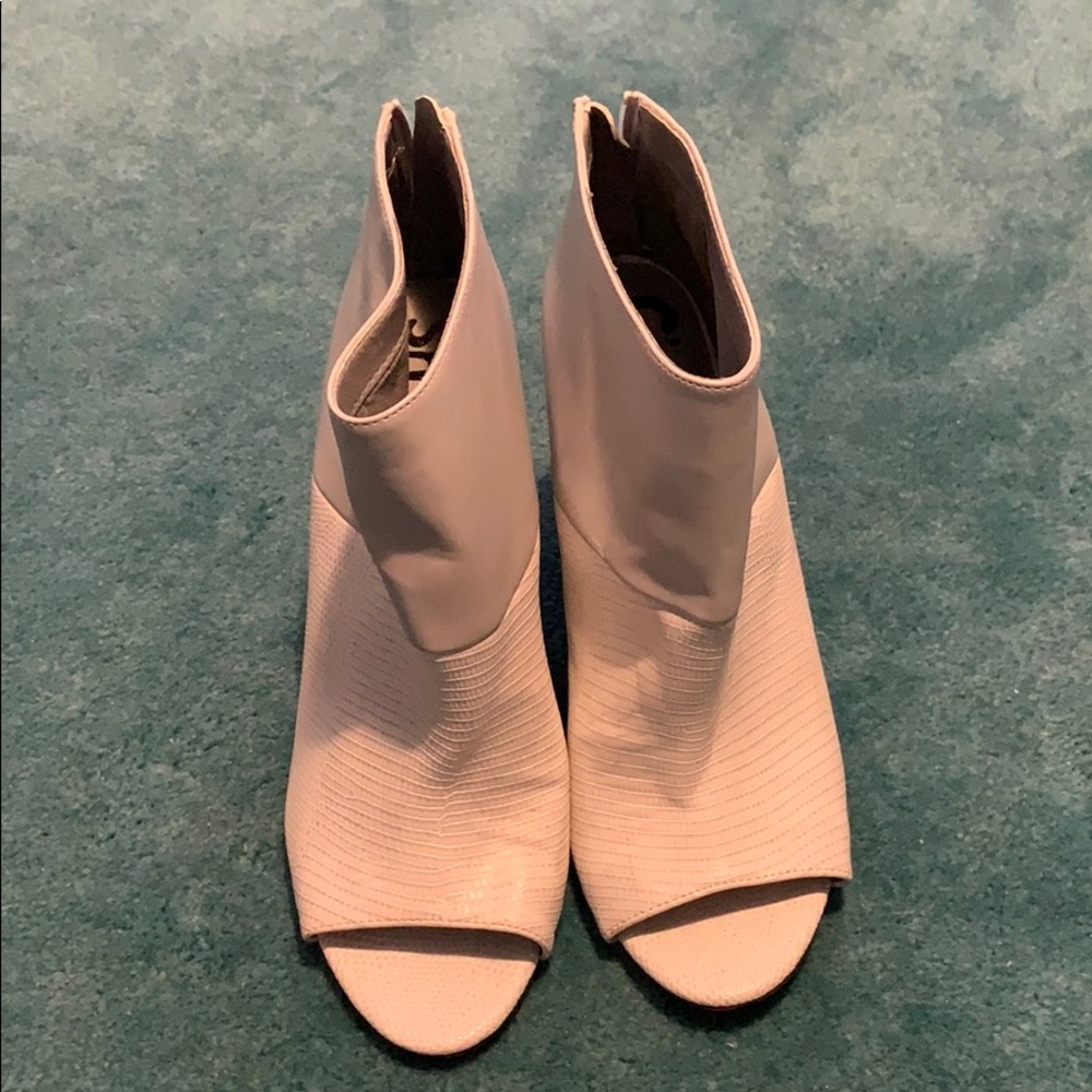 Circus by Sam Edelman open toe booties